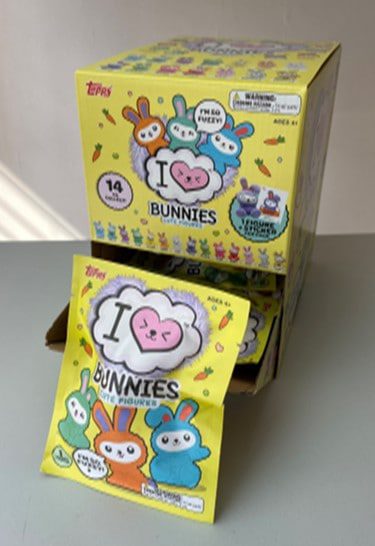 2022 Topps I Love Fuzzy Bunnies 24ct. GRAVITY FEED BOX