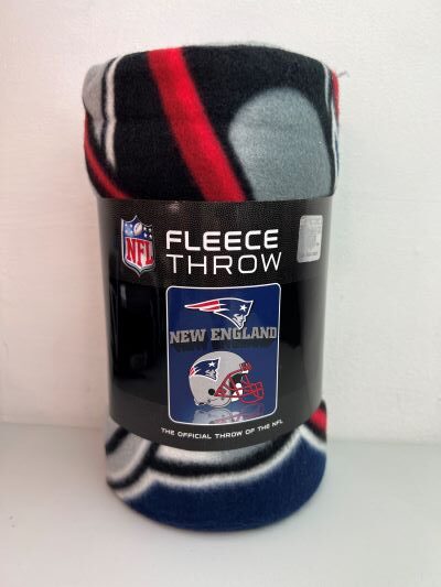 New England Patriots NFL Football Fleece Throw Blanket